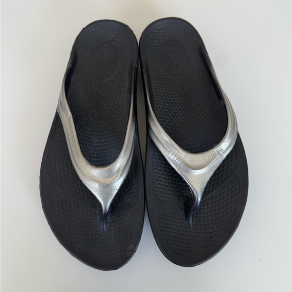 OOFOS Shoes - OOFOS Black and Silver Women's Sandals
